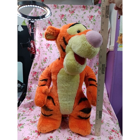 Vintage Jumbo Tigger Plush - Picture 2 of 3